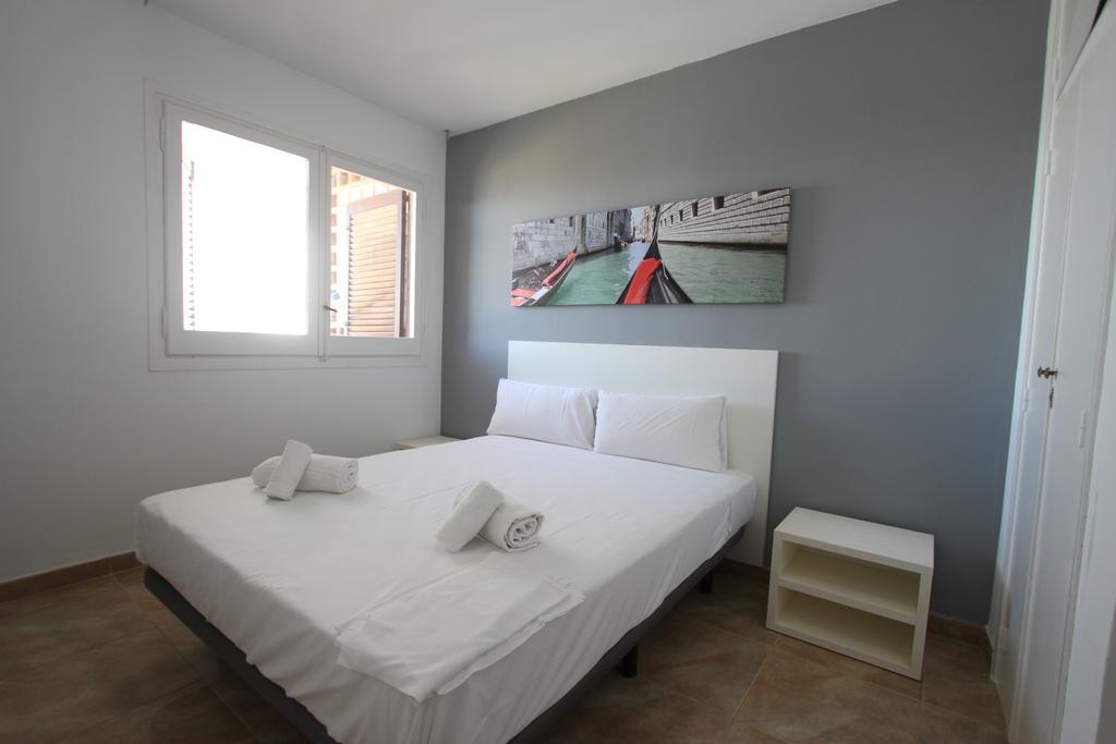 For A Stay Sant Jordi Salou Bagian luar foto