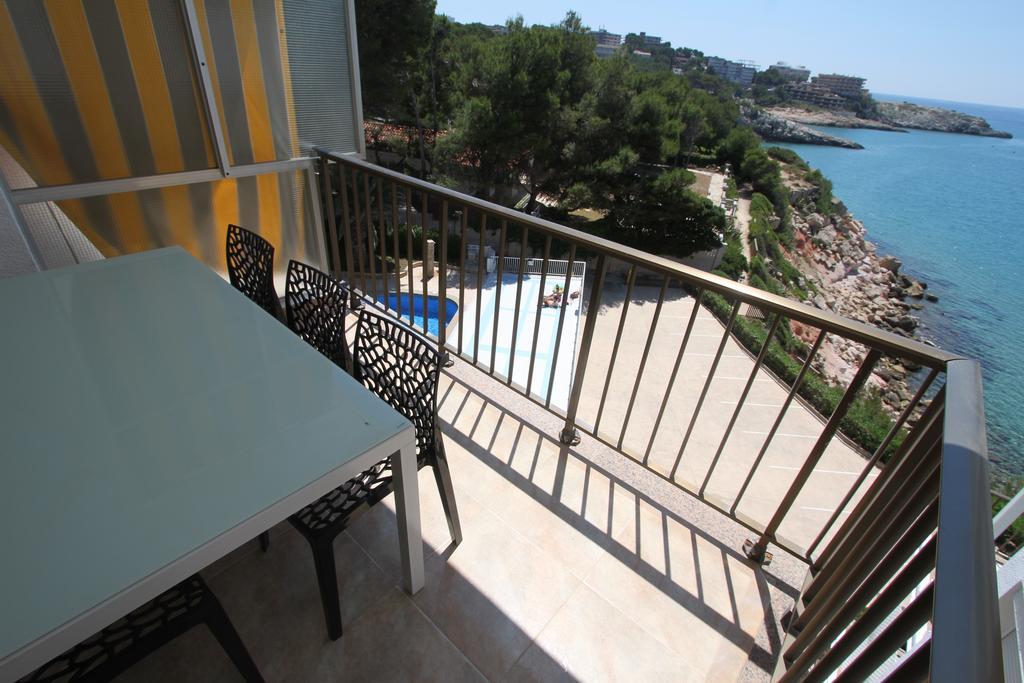 For A Stay Sant Jordi Salou Bagian luar foto